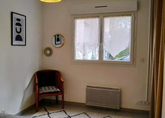 Maison Avec Jardin, Calme Et Ensoleillee A 2 Minutes Du Centre-ville Holiday home Cabourg