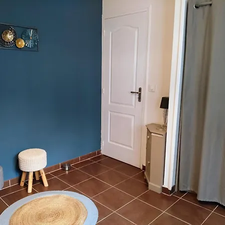 Maison Avec Jardin, Calme Et Ensoleillée à 2 Minutes Du Centre-ville