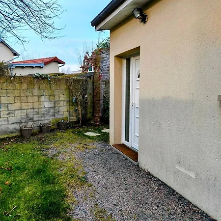 Maison Avec Jardin, Calme Et Ensoleillee A 2 Minutes Du Centre-ville