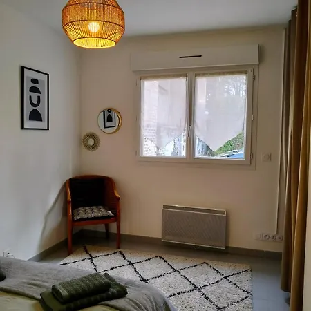 Maison Avec Jardin, Calme Et Ensoleillée à 2 Minutes Du Centre-ville Casa de Férias Cabourg