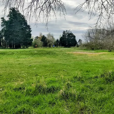 Vakantiehuis Maison Avec Jardin, Calme Et Ensoleillee A 2 Minutes Du Centre-ville